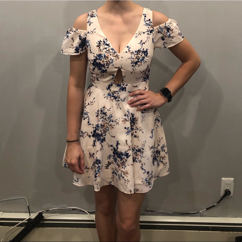 Ali & Jay Chasing Butterflies Cold Shoulder Dress - Picture 2 of 5